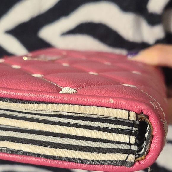 Betsey Johnson wallet - Picture 6 of 6